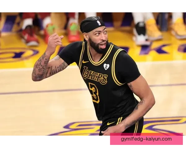 马赫雷斯战术适配性分析：风格助力球队攻防转换表现亮眼